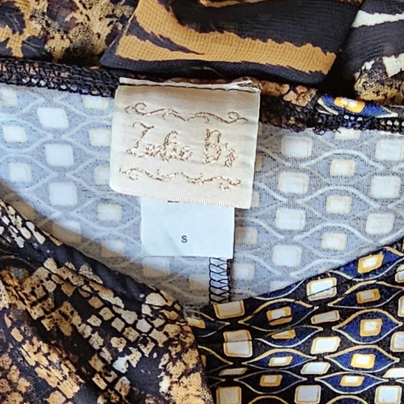 Zadie B's wrap dress - Picture 4 of 6